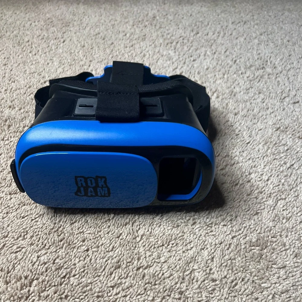 VR Headset, Blue & Black with an adjustable head strap